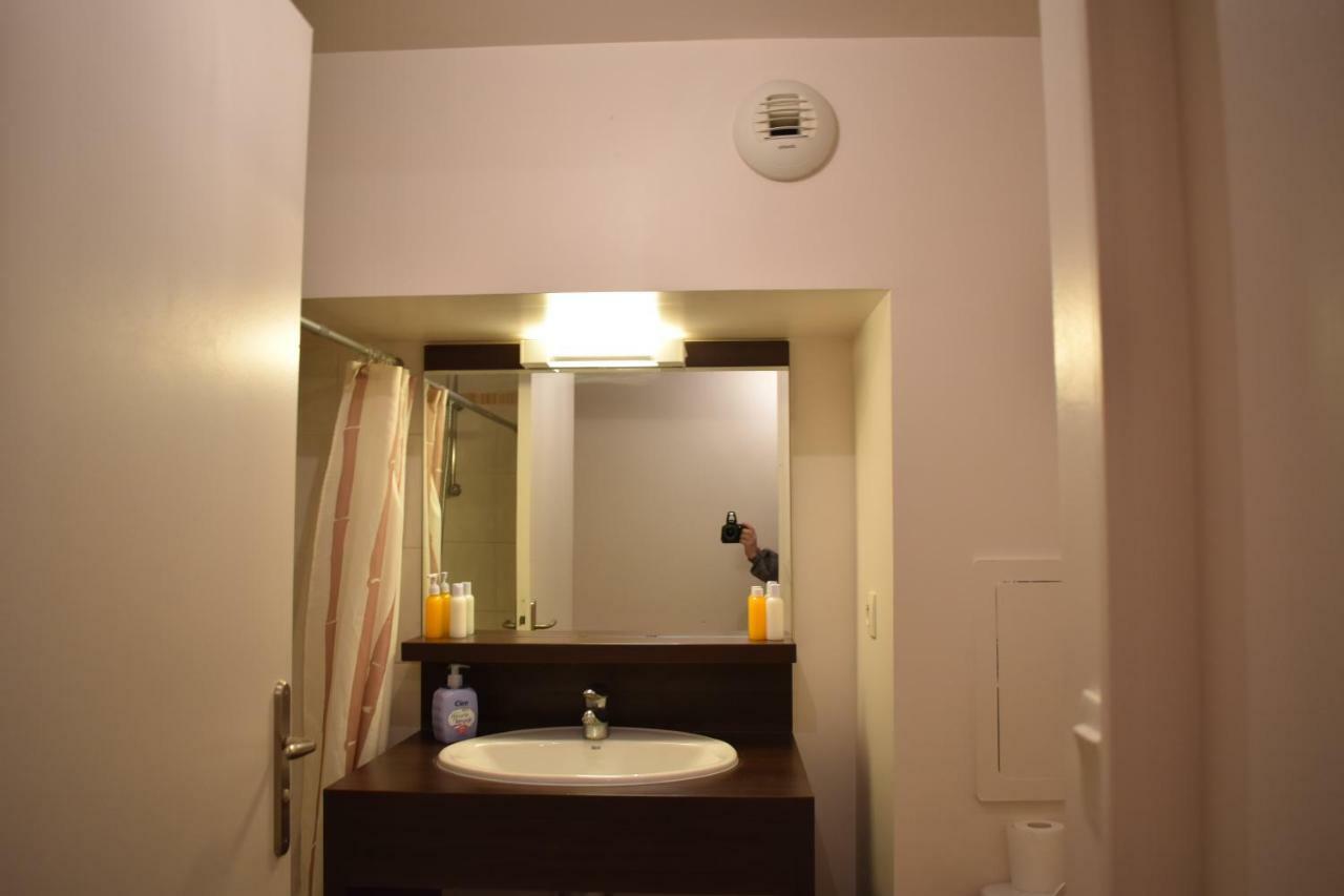 Duplex A 1 Kilometre De Disneyland Paris モンテヴラン エクステリア 写真