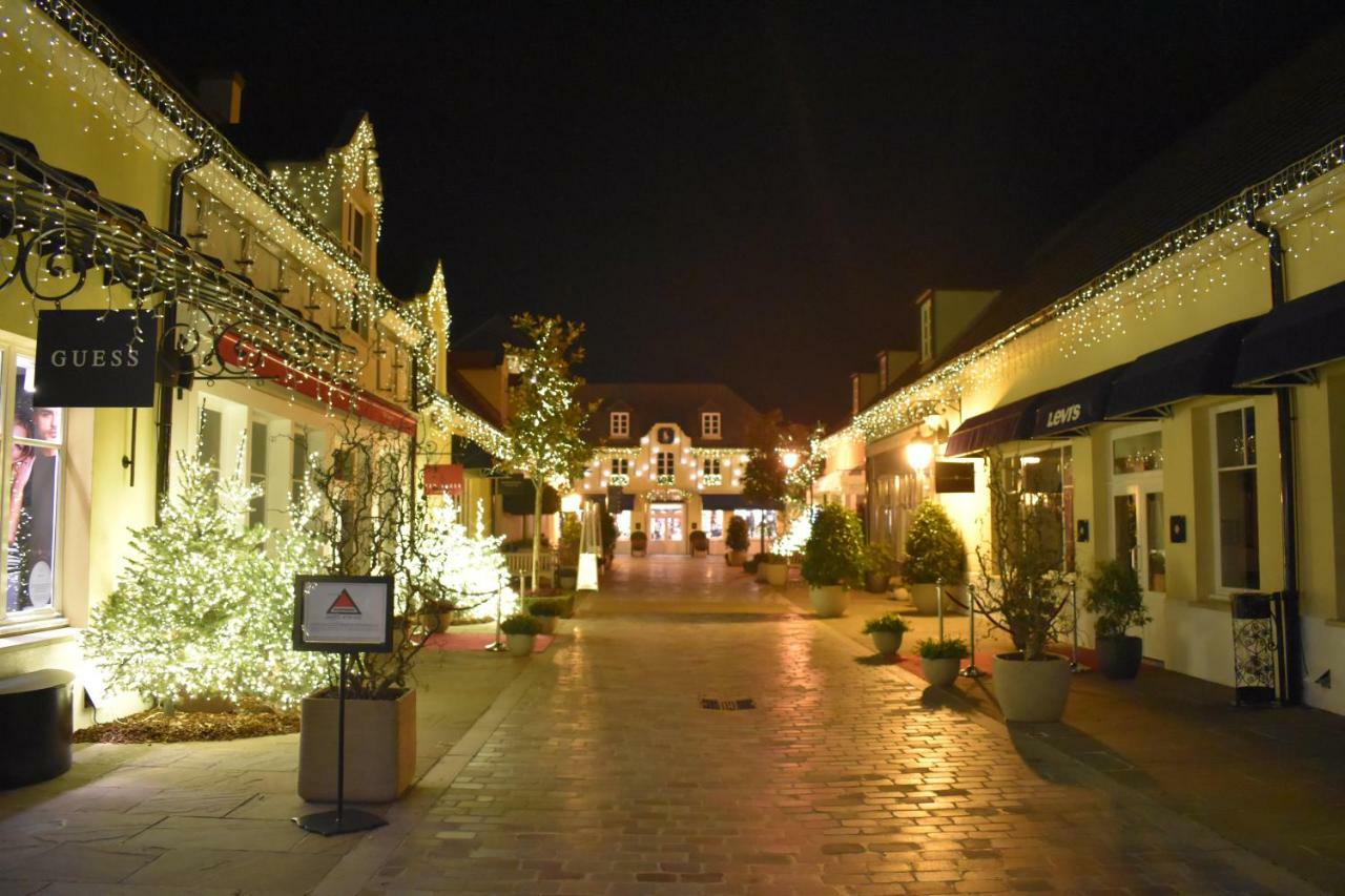 Duplex A 1 Kilometre De Disneyland Paris モンテヴラン エクステリア 写真