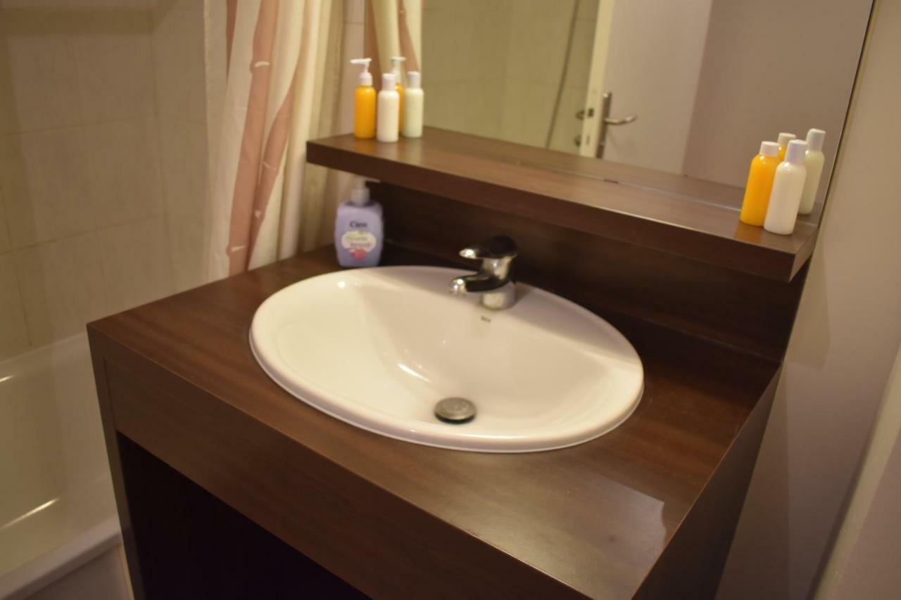 Duplex A 1 Kilometre De Disneyland Paris モンテヴラン エクステリア 写真